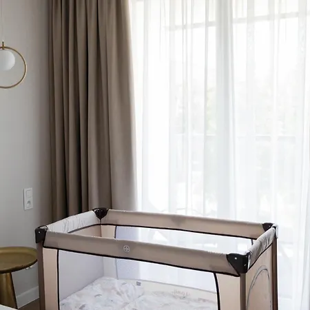 아파트 Paradise Ii 코워브제크