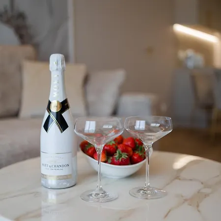 아파트 Paradise Ii *